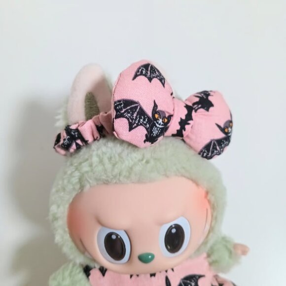 Pink Bat Dress and Matching Bow Handmade Outfit for Made for Labubu - Picture 4 of 7